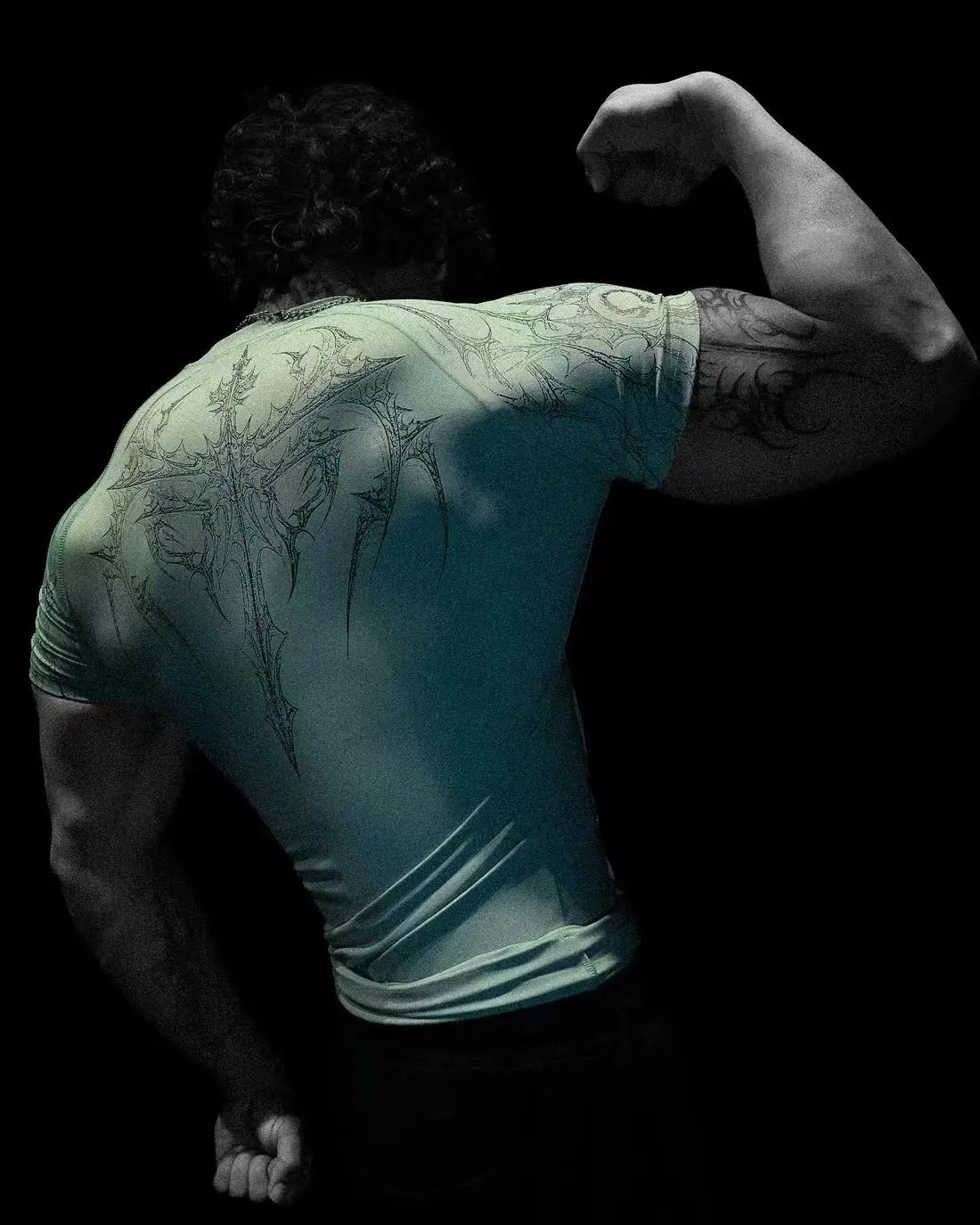 green-black-design-revenant-compression-shirt